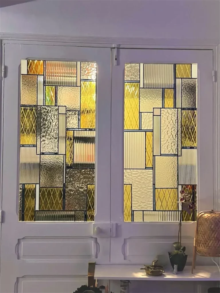 Porte vitrail composition jaune